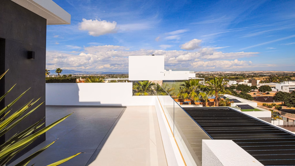 5-bedroom detached villa in Ciudad Quesada — 5
