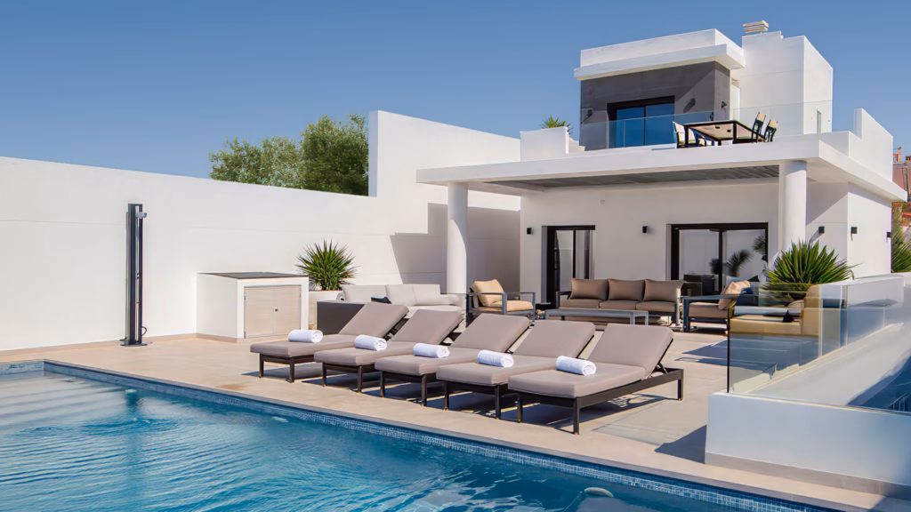 5-bedroom detached villa in Ciudad Quesada